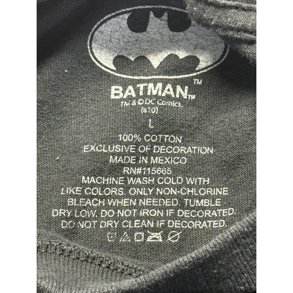 Batman T Shirt Mens Large Black Cotton Superhero Bat Signal DC Comics Graphic - Picture 2 of 6